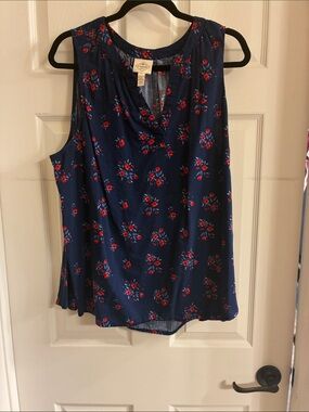 Navy Floral Sleeveless V-Neck Women's Top